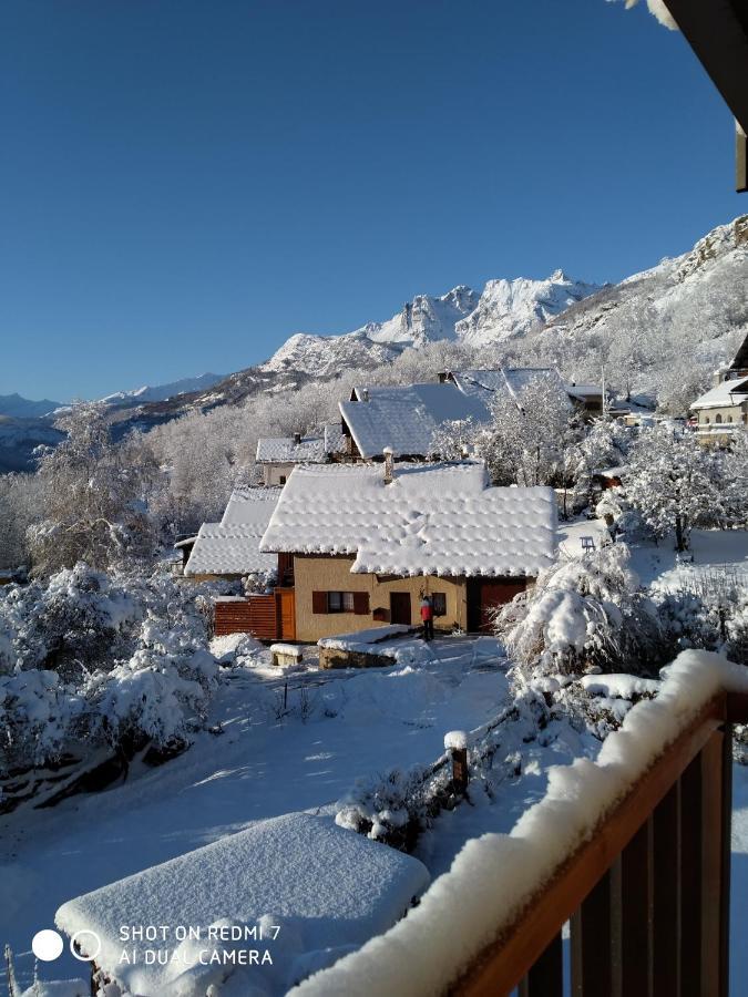 Bed and Breakfast Chez Bear Briançon Exterior foto